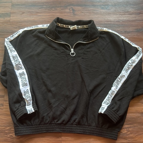 Victoria’s Secret Y2K black and white sweater and leggings set - Picture 3 of 9